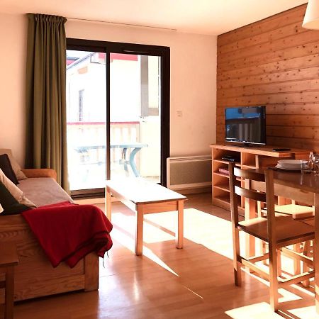 Le Castella: Appartement Cosy 6 Personnes Font-Romeu-Odeillo-Via Luaran gambar