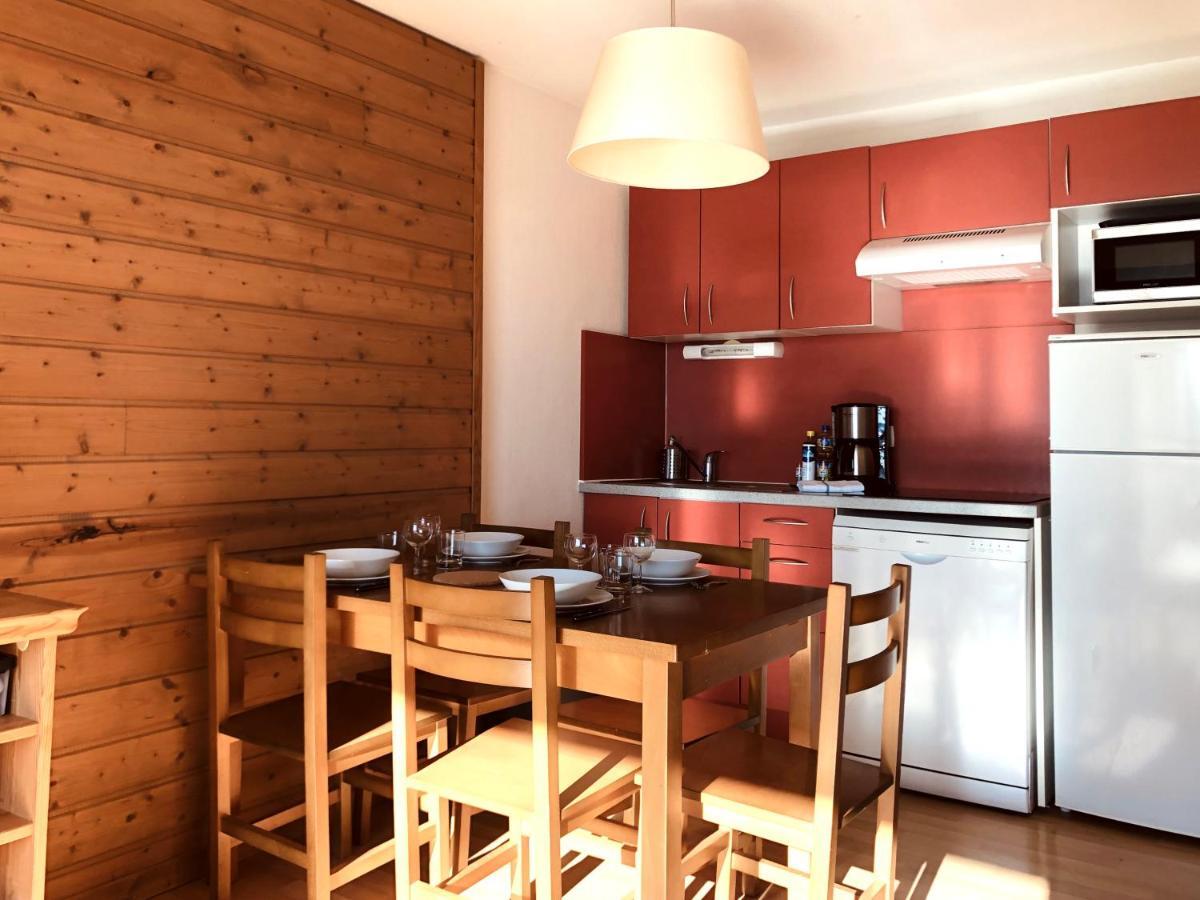 Le Castella: Appartement Cosy 6 Personnes Font-Romeu-Odeillo-Via Luaran gambar