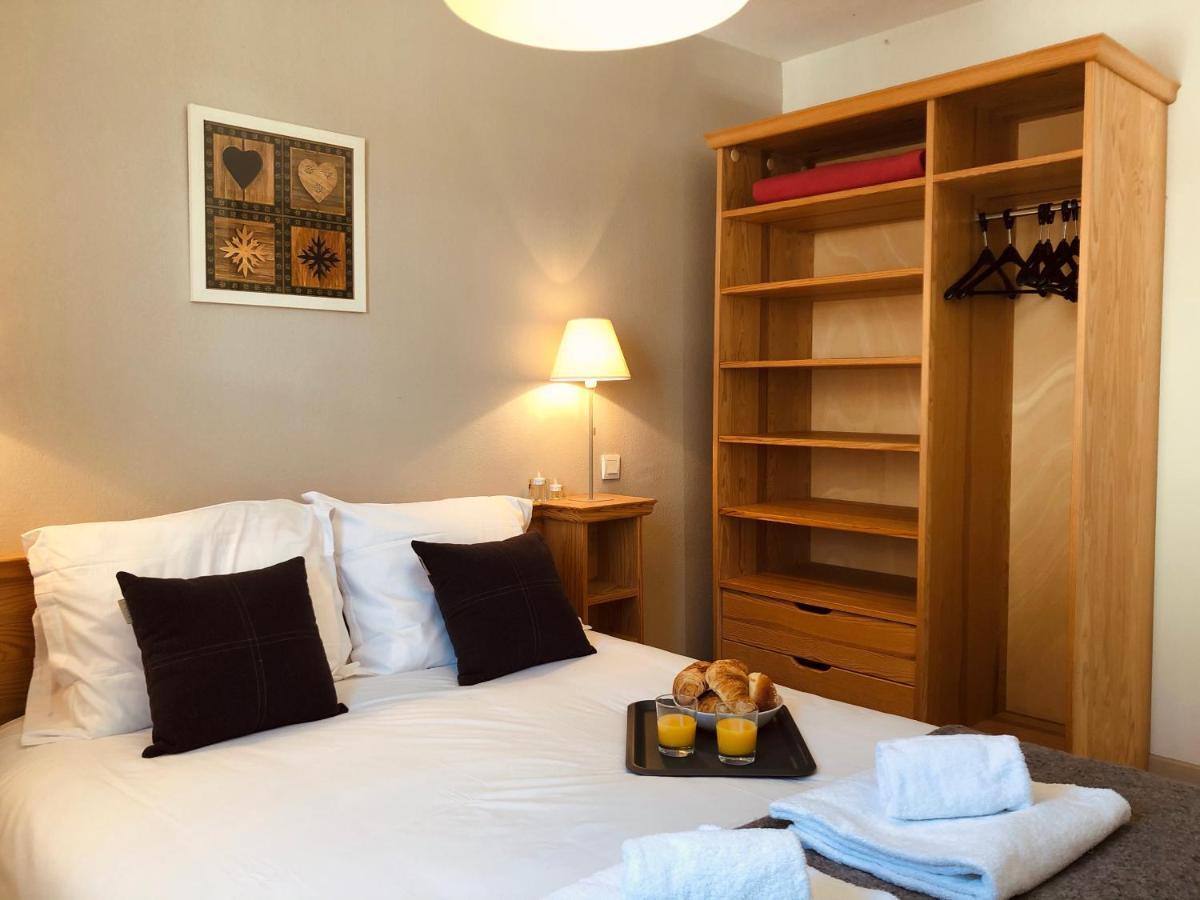 Le Castella: Appartement Cosy 6 Personnes Font-Romeu-Odeillo-Via Luaran gambar